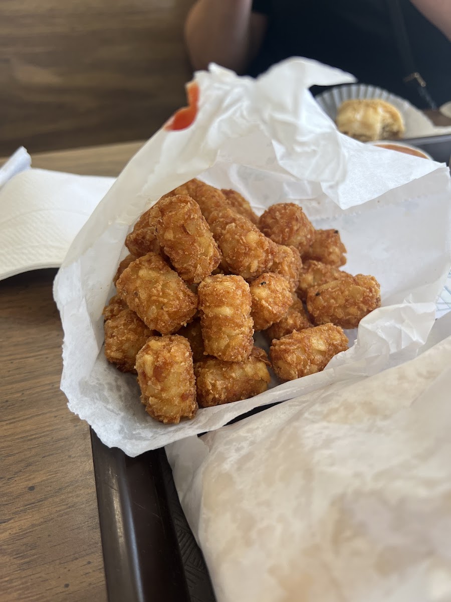 Heros Subs & Burgers-10