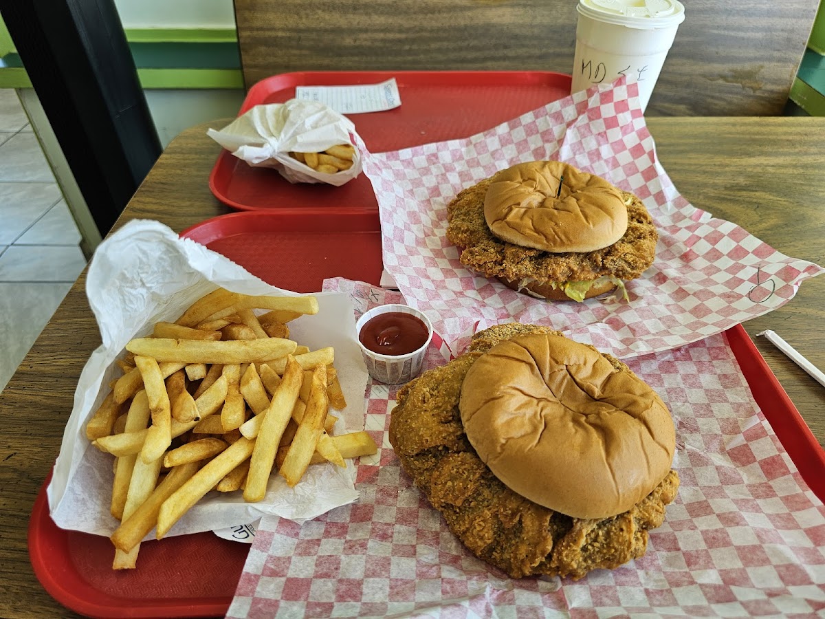 Heros Subs & Burgers-7